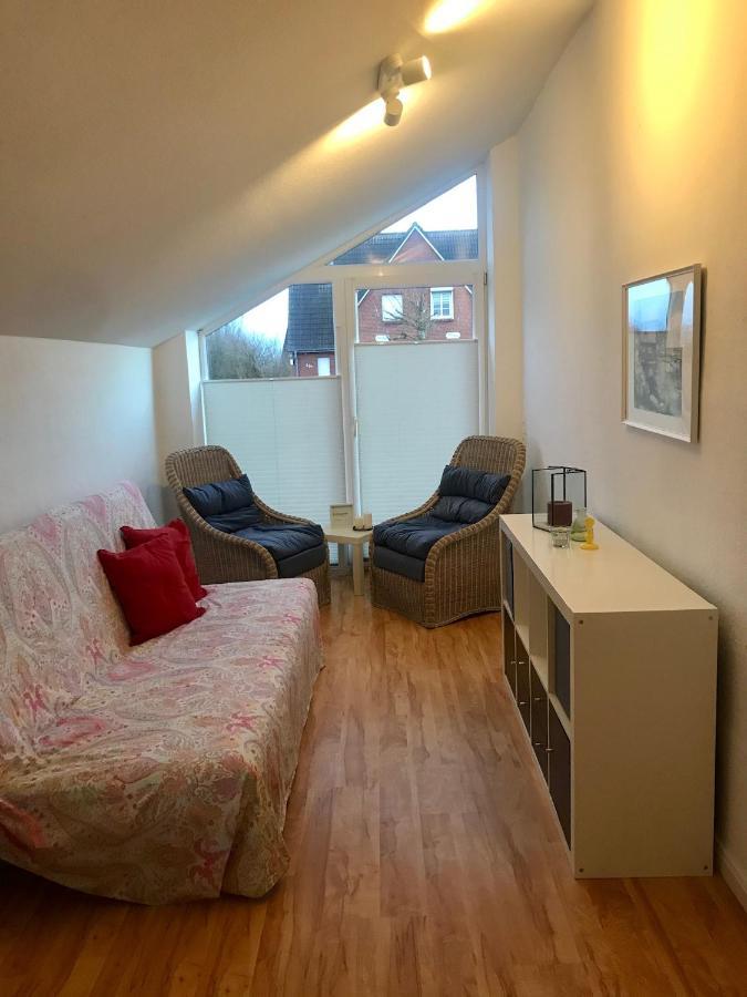 Gemuetliches Ferienhaus Hinterm Deich نوردستراند المظهر الخارجي الصورة